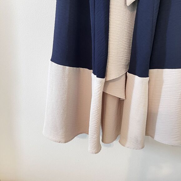 DKNY Colorblocked Belted Faux-Wrap Dress Navy Beige Size 16 - Picture 4 of 10